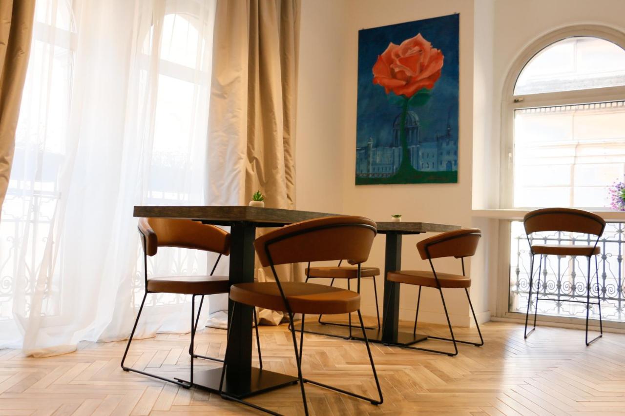 Florea Palace Guest house