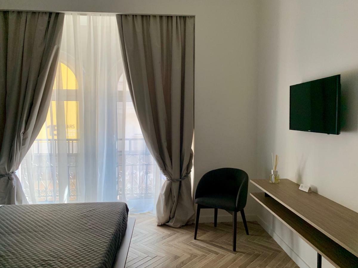 Guest house Florea Palace *